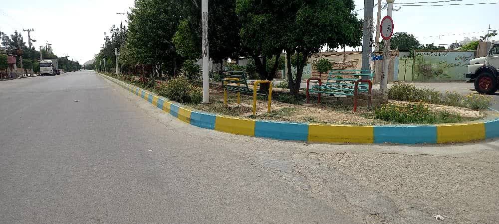 اتمام رنگ‌آمیزی بلوار اصلی ششده توسط نیروهای واحد خدمات شهری شهرداری ششده