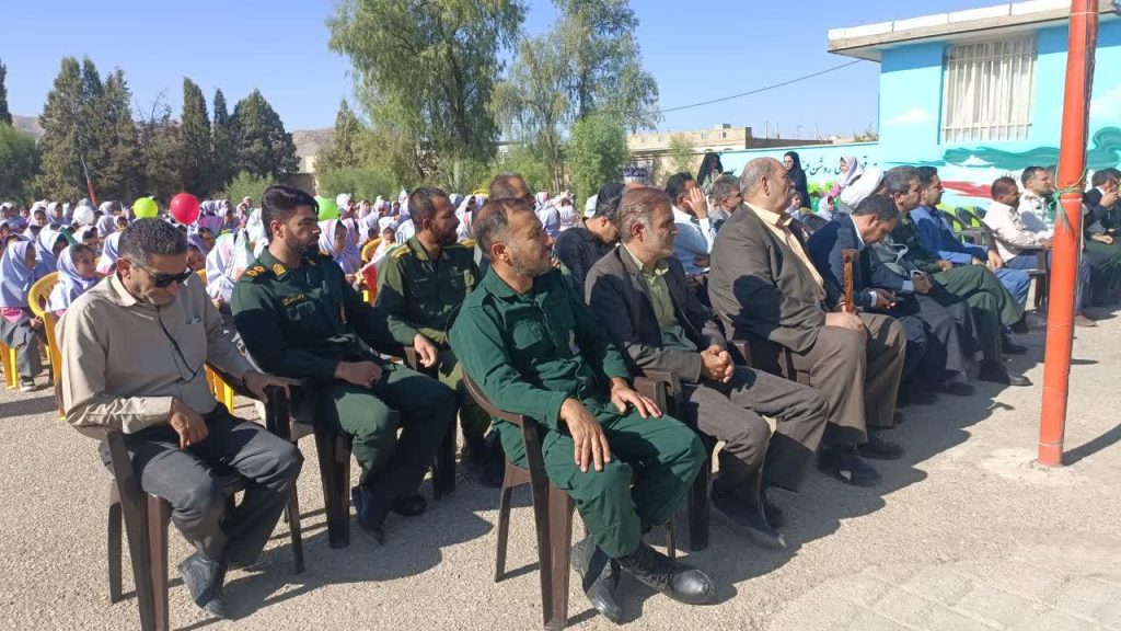 آغاز سال تحصیلی با نواخته شدن زنگ مهر